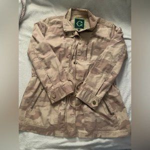 C Wonder tan Camo Jacket size large